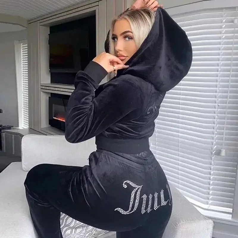 Новинка 2025 года, зимний спор – обзор и цена Winter Clothing Ladies